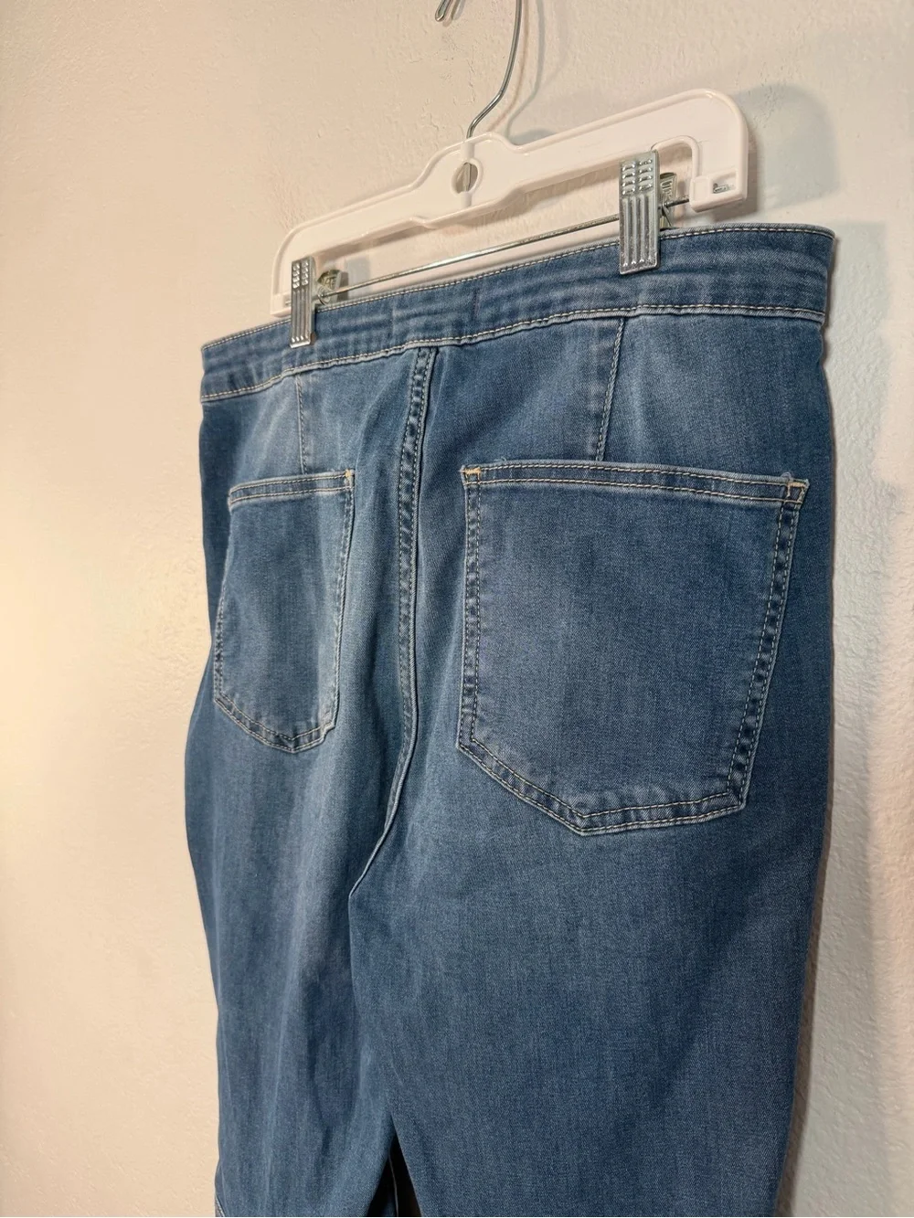Free People Just Float On Medium Blue High-Rise Bell Bottom Flare Jeans size 30